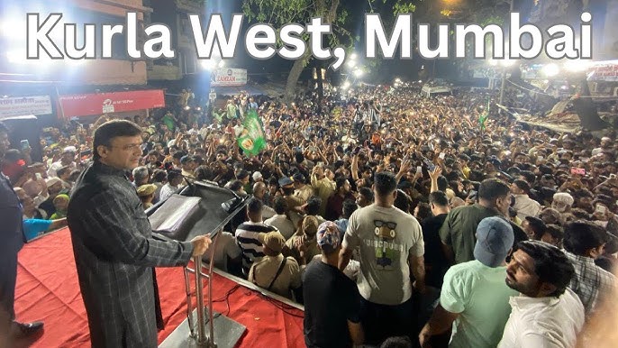 Janab Akbaruddin Owaisi addresses the huge public meeting in Kurla, Mumbai 