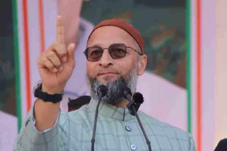 up-court-summoned-aimim-supremo-asaduddin-owaisi-over-pro-palestine-slogan-in-parliament