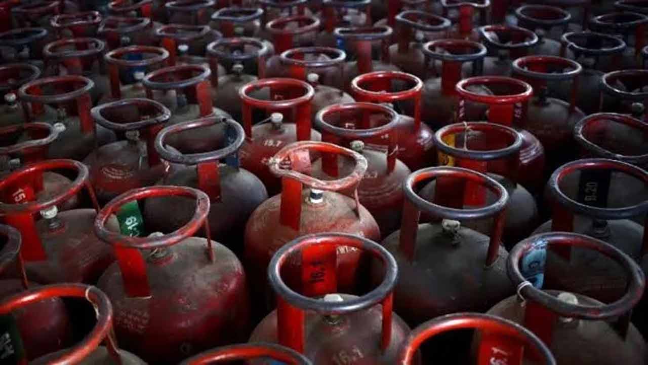 Commercial LPG prices in metro cities cut for first time in 6 months