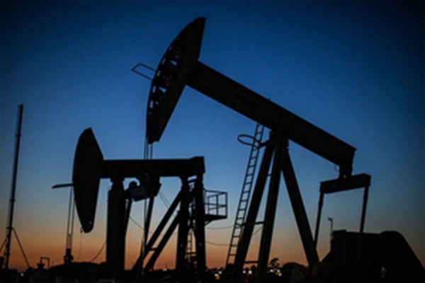 Global crude oil prices rise nearly 3%