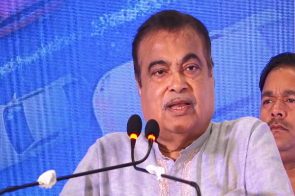 Union Minister Nitin Gadkari Advocates for Advanced Technologies and AI in Road Safety at Traffic Infratech Expo