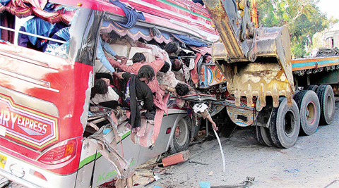 14 killed in Pakistan road accident.