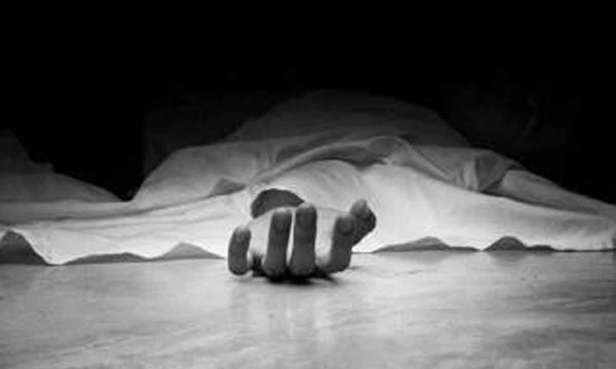 30-yr-old woman consumes 130 pills, ends life in Hyderabad