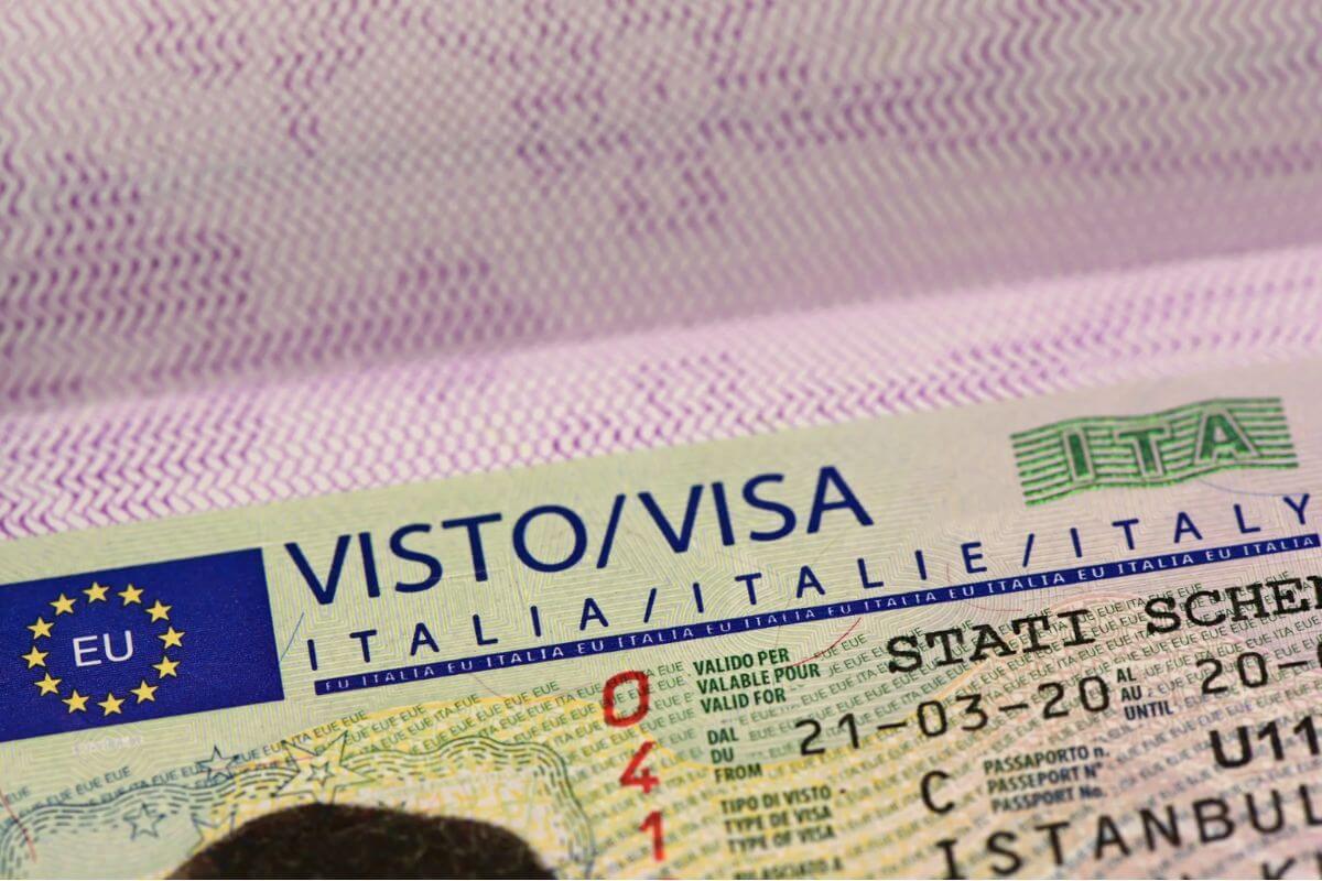 Italy mandates fingerprinting for Type D visas from January 2025