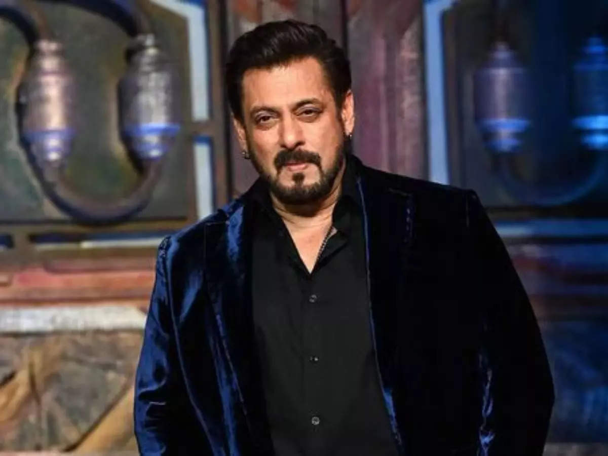 Salman Khan gets another death threat, told to ‘apologise or pay Rs 5 cr’