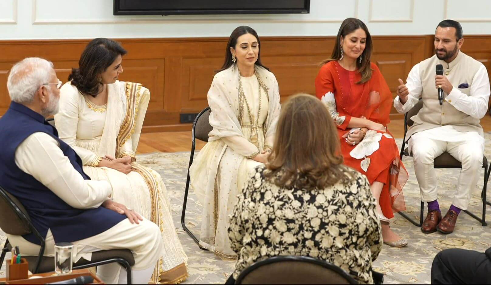 Kapoor family meets PM Modi discusses life and legacy of Raj Kapoor