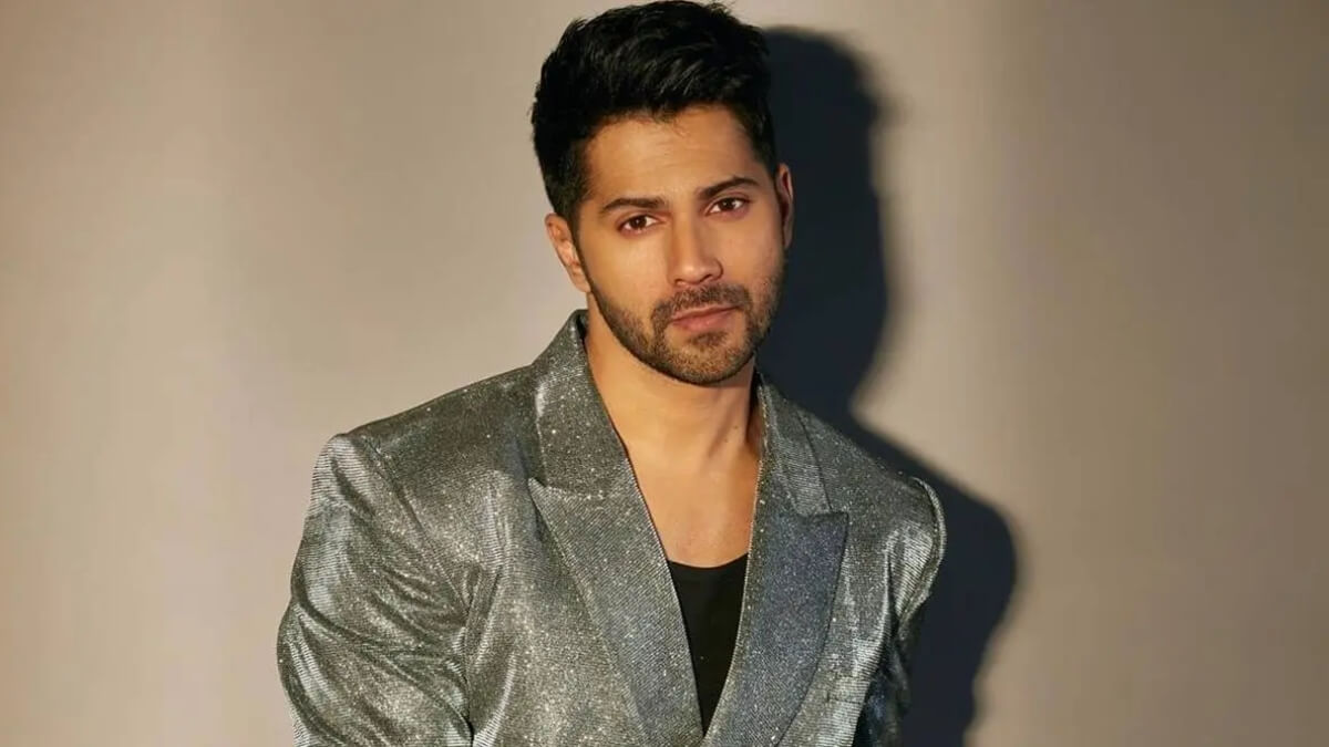 Varun Dhawan makes his Linkedin debut, introduces himself as 