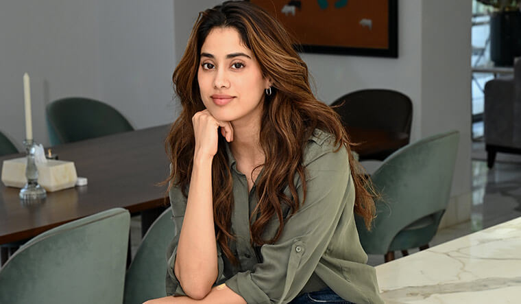 Composer DSP wants Janhvi Kapoor to feature in Pushpa 3