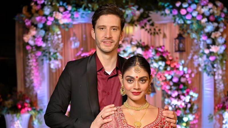 TV actor Sreejita De turns Bengali bride for groom Michael Blohm-Pape