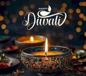 Bollywood celebs extends Diwali greetings on social media