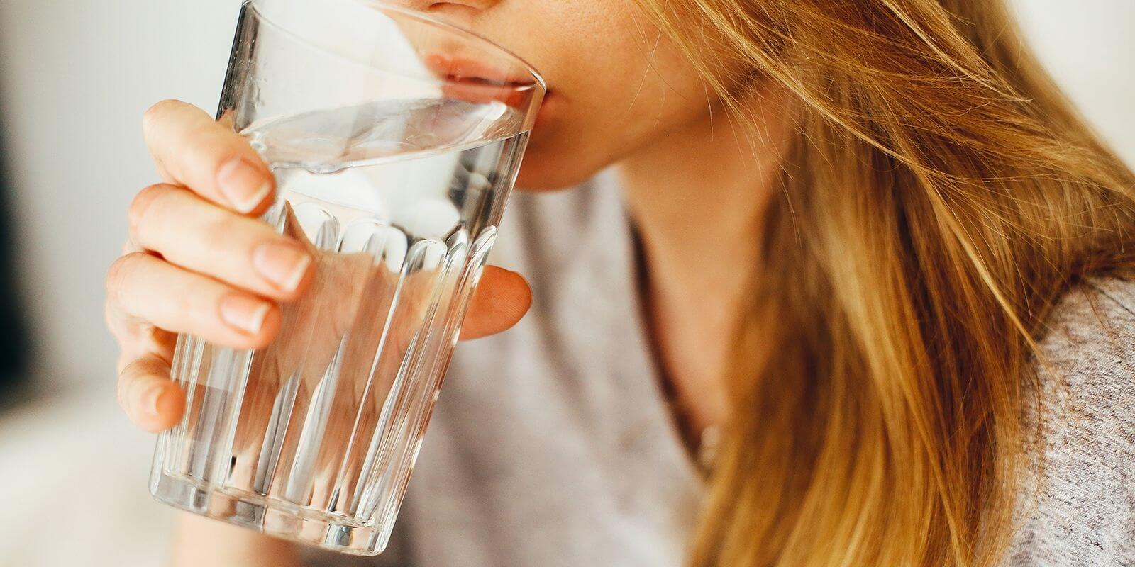 Know how drinking less water during winter can have bad effects on health