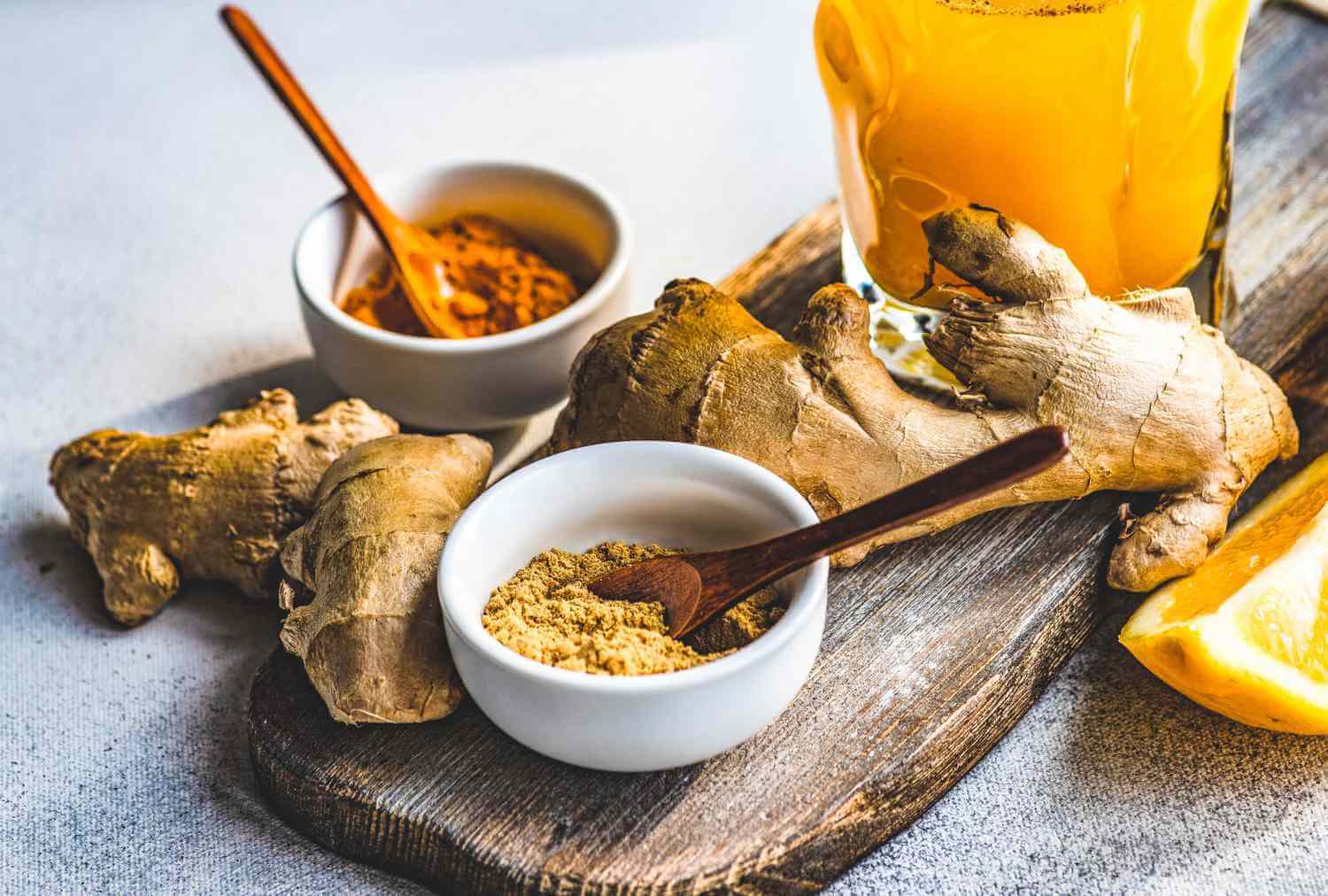 Drinking milk mixed with turmeric, black pepper can aid these 5 health problems