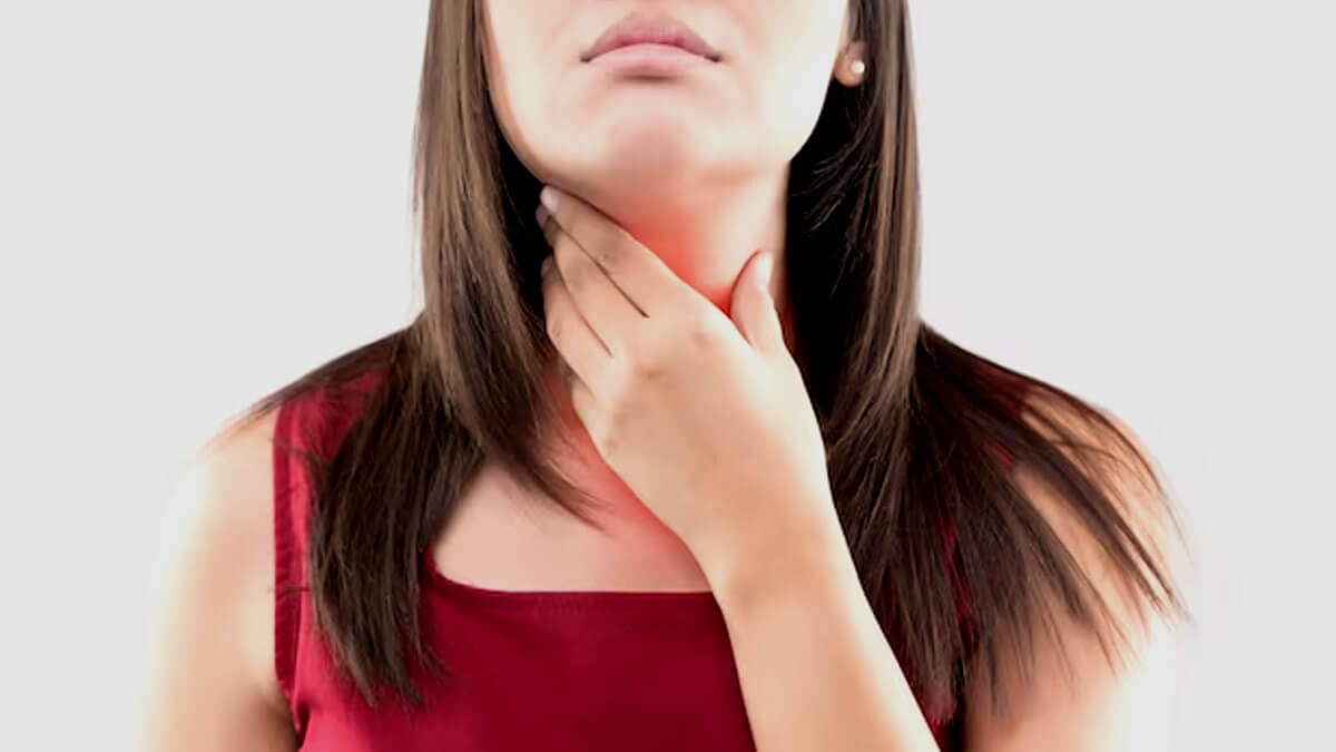 Know the benefits of treating sore throat during monsoon