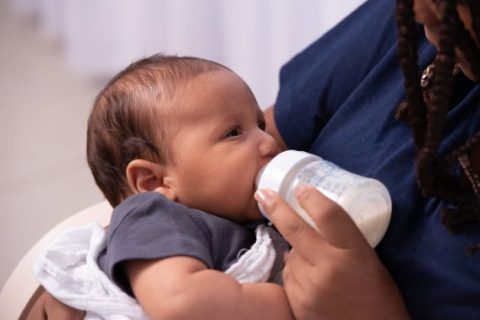 Pneumonia risk rises in children from milk bottles