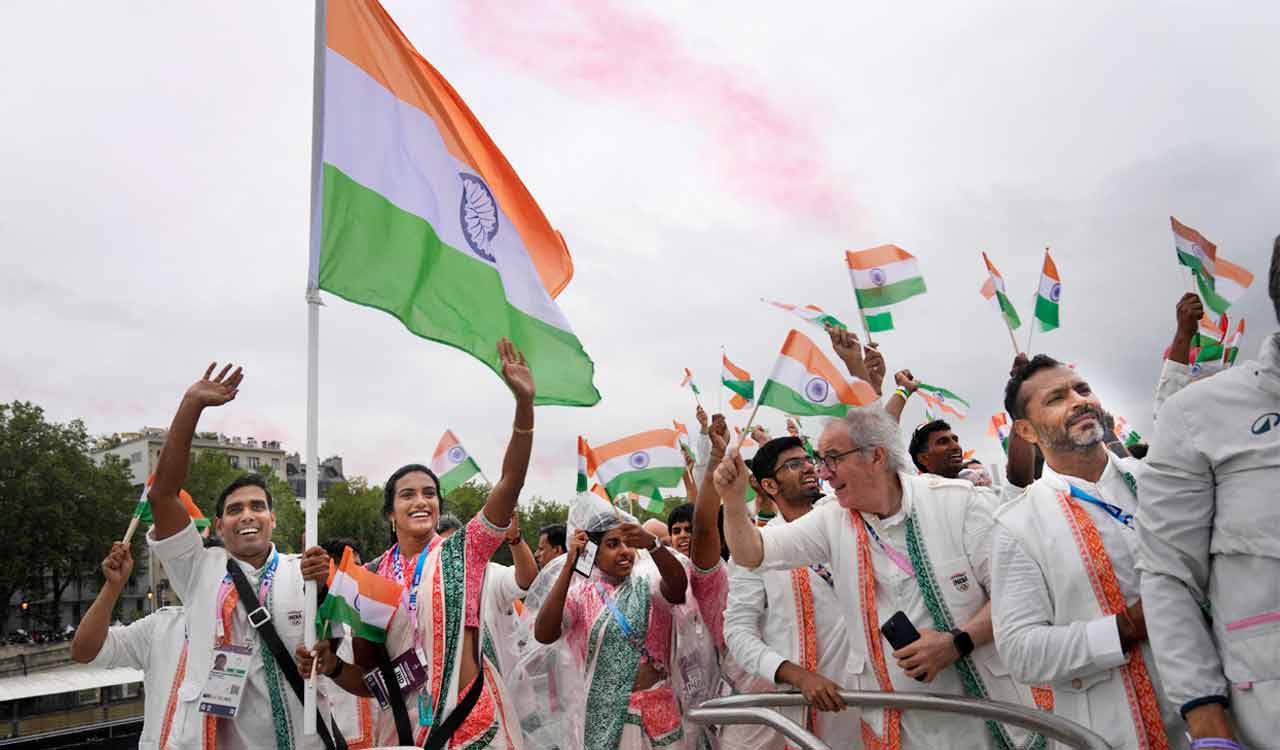 paris-olympics-sindhu-sharath-lead-india-in-spectacular-opening-ceremony