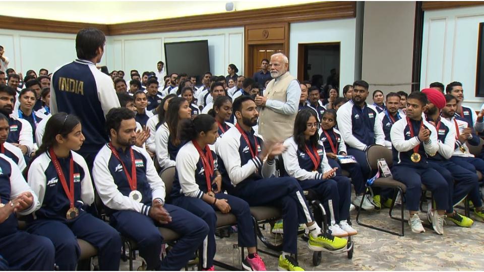 PM Modi meets Indian Para-athletes at his residence