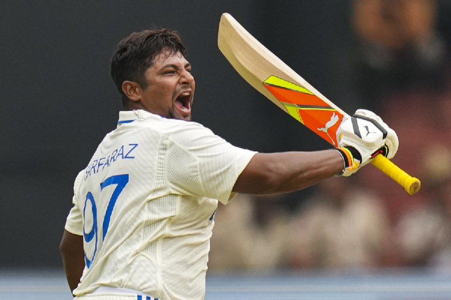 Sarfaraz maiden Test hundred carries resurgent India to 344/3 at lunch against New Zealand