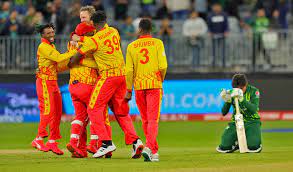 zimbabwedenypakistancleansweepwith2wicketwininlastoverthriller