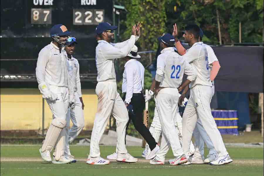 Ranji Trophy: Kerala set up semi-final clash with Gujarat after 1-run lead vs J&K