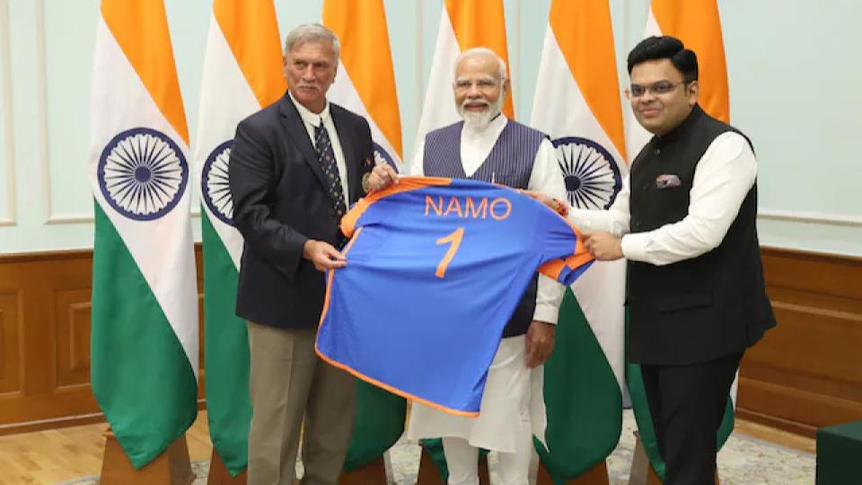 BCCI gifts special ‘NAMO’ India jersey to PM Modi