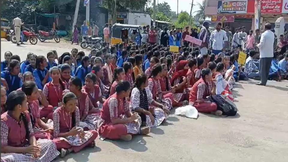 Students from Telangana model school take to streets for teachers in Asifabad