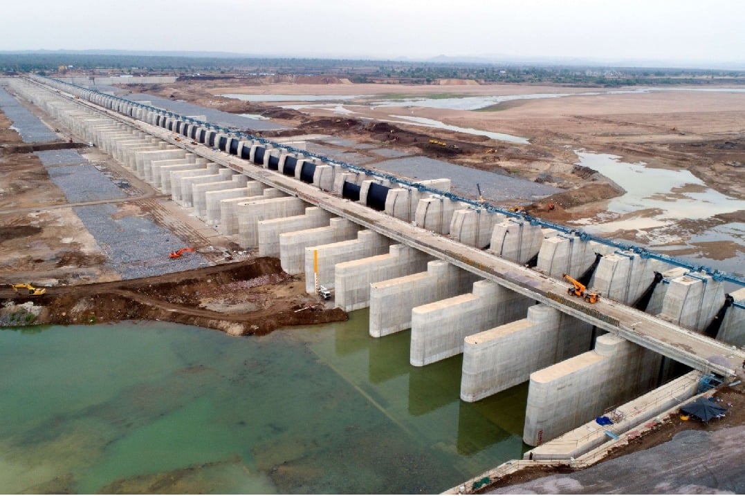 bjpslamsbrsgovtovermedigaddakaleshwaramproject