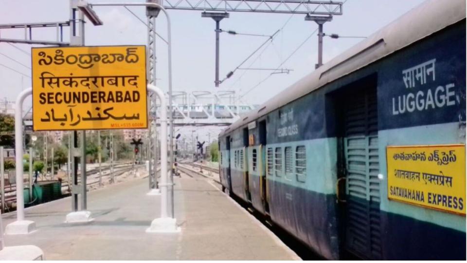 Passengers protest cancellation of Jat Humsafar Express at Secunderabad station