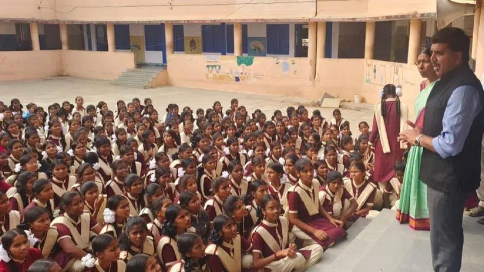 Students protest as principal forces them to wash her clothes, car in Sangareddy