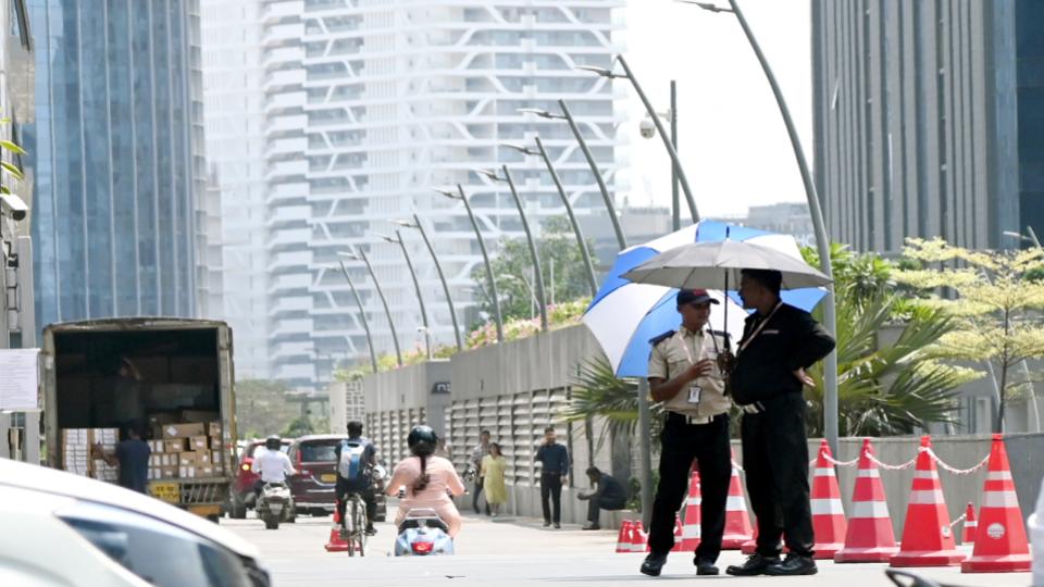 Telangana witnesses soaring temperatures as monsoon recedes