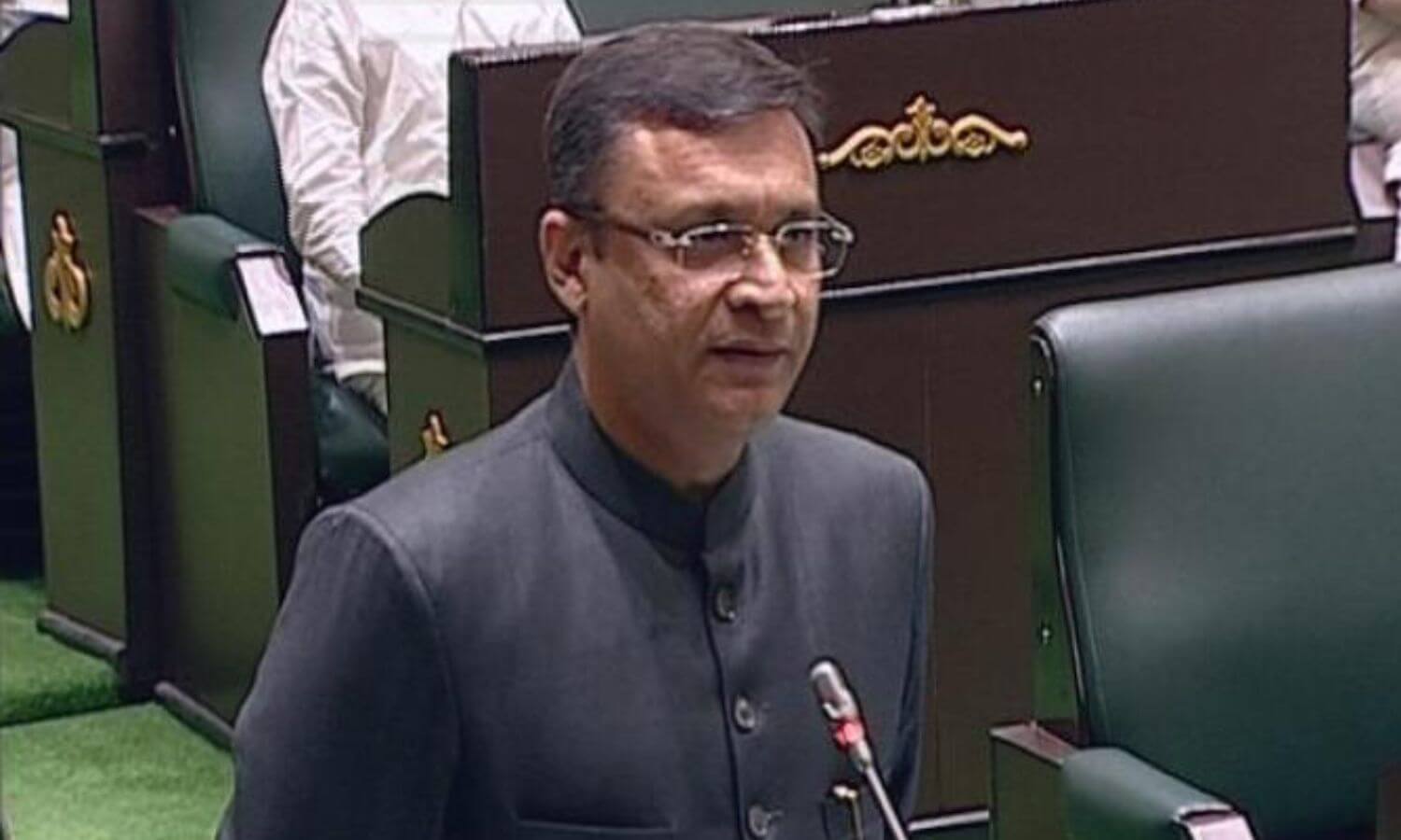 Akbaruddin Owaisi exposes Congress false claims on outstanding liabilities