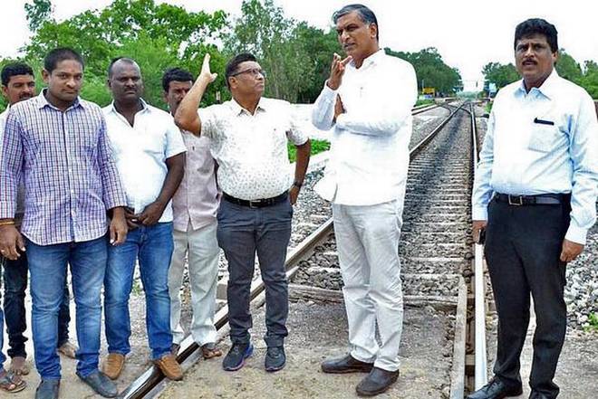 manoharabadtogajwelrailwaylinefromnextyear:harishrao