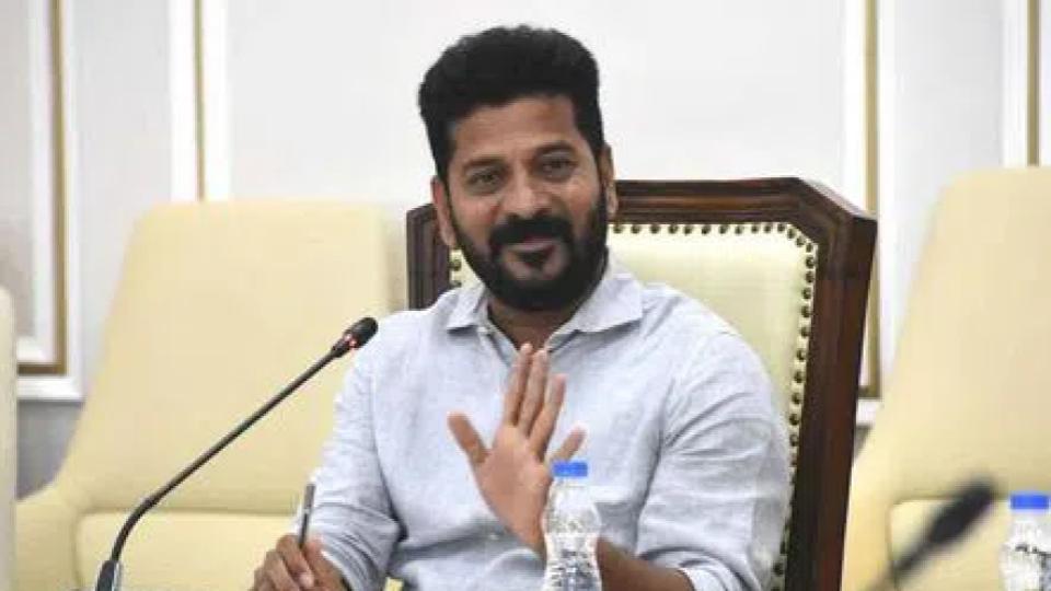 Ready to spend Rs.10,000 Cr to help displaced poor along Musi, says CM Revanth Reddy