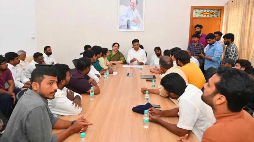 ktr-meets-group-i-candidates-urges-government-to-consider-their-demands