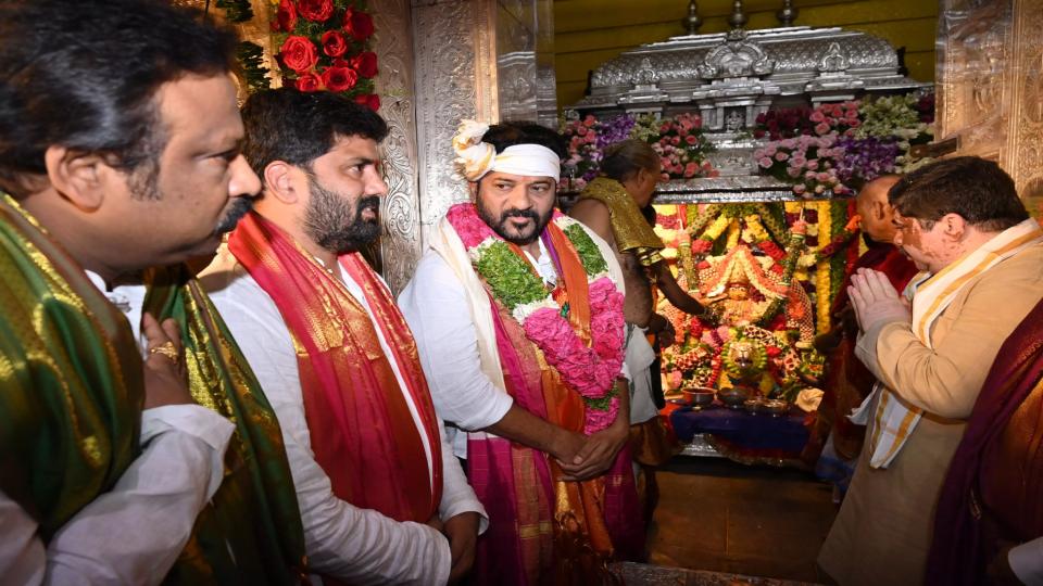 CM Revanth Reddy offers prayers at Ujjaini Mahakali Temple on Bonalu festival