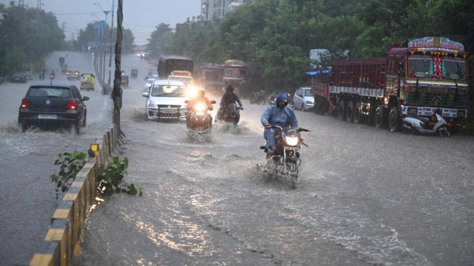 Heavy rains lash Hyderabad, Yellow alert issued in Telangana until Aug 17