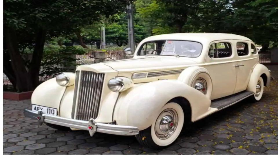 Vintage cars exhibition in Secunderabad on Sunday