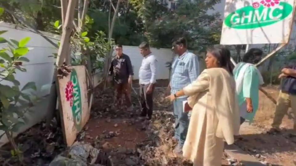 Hyderabad mayor inspects encroached GHMC plot at Jubilee Hills