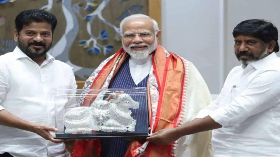 CM Revanth Reddy seeks funds and IPS posts in meet with PM Modi