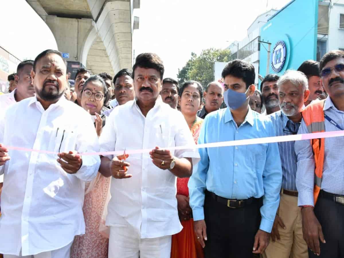 srinivasyadavinauguratespicketnalabridgeonsproad