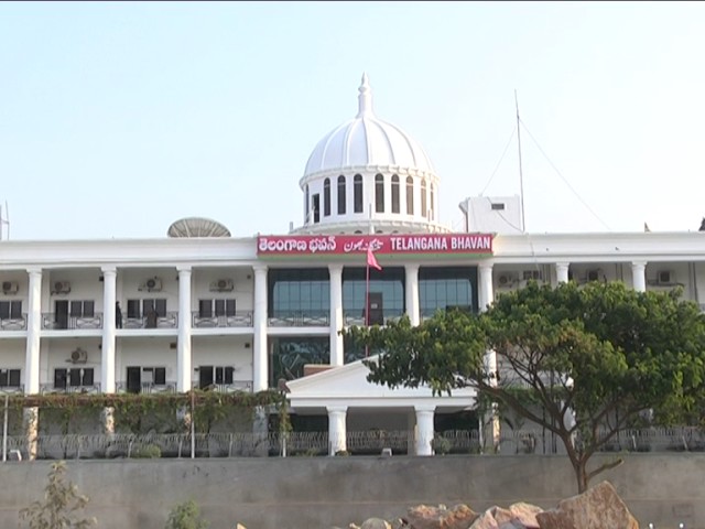 Tense atmosphere at Telangana Bhavan after ACB case against KTR