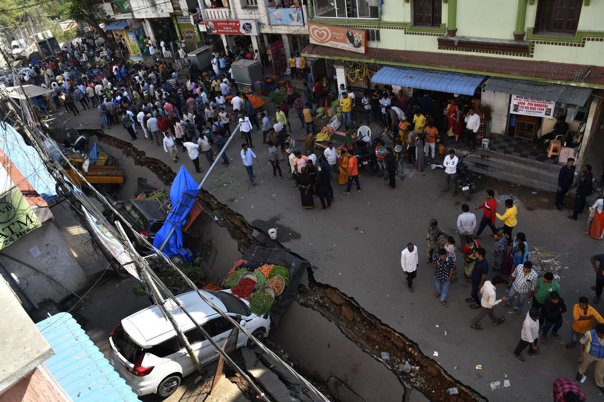 Panic in Goshamahal as road caves in