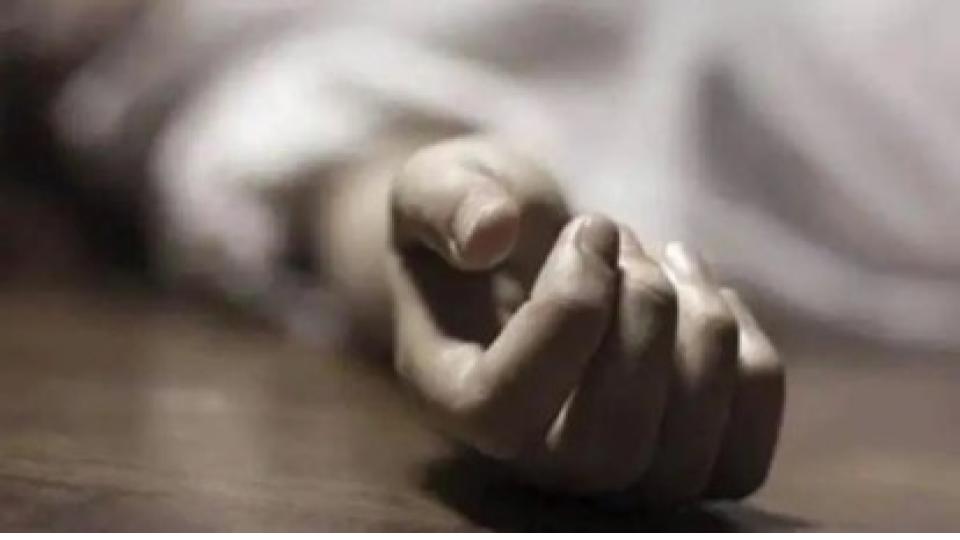 18-year-old ends life after father’s scolding over late outing in Hyderabad