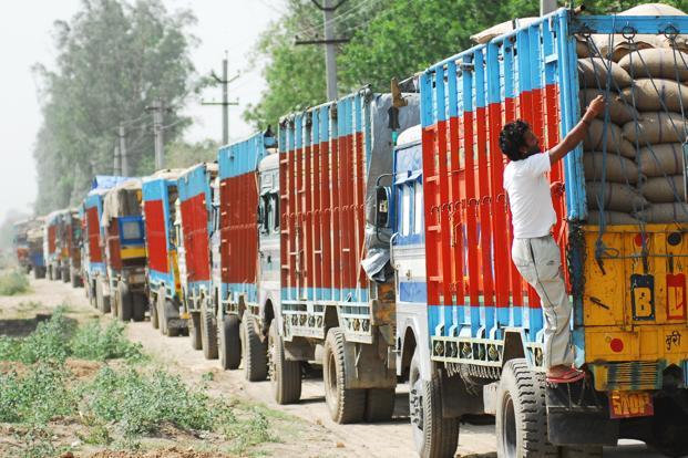 telanganaandhratransportersbeginsstrike