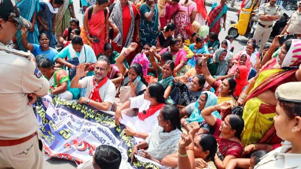 Asha workers protest at Koti DME for hikes