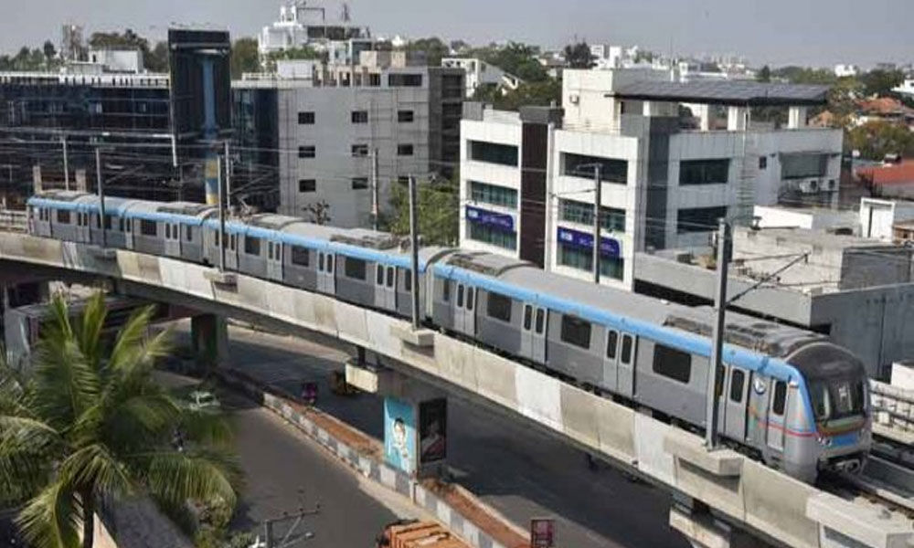 hyderabadmetropatronageincreasesto447lakh