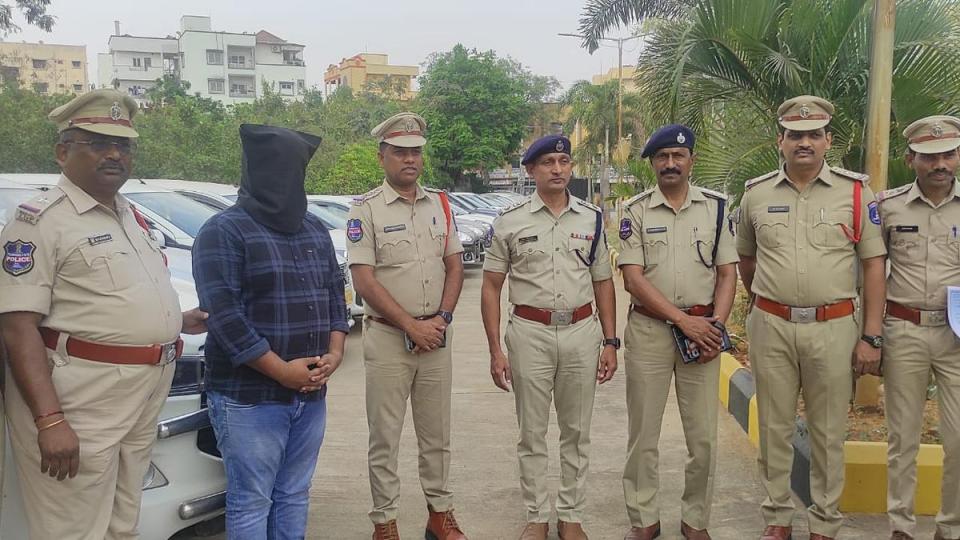 Man held for rental car scam in Hyderabad, vehicles worth Rs 2.5 cr seized