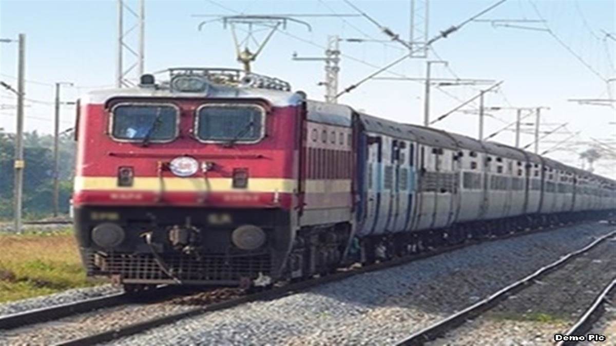 SCR cancels Kacheguda – Raichur train service due to maintenance works  