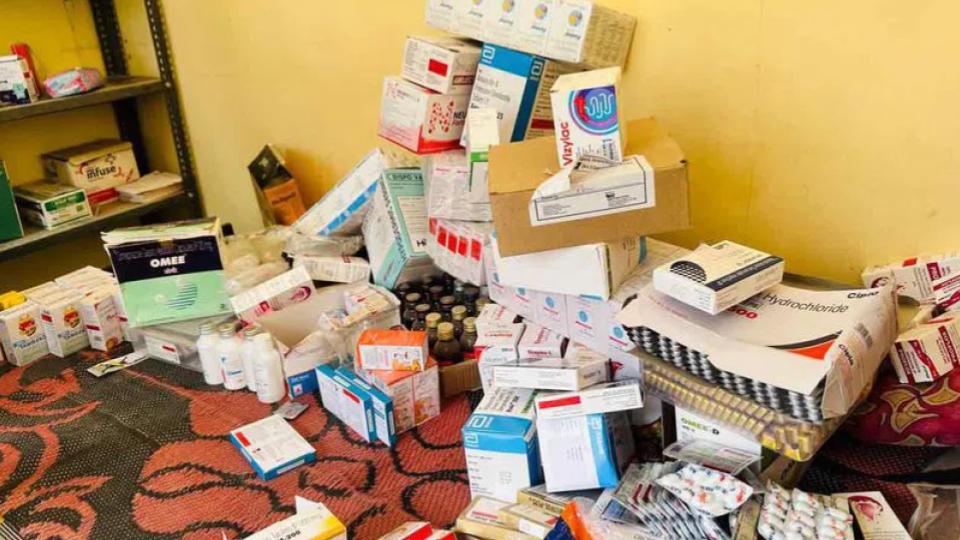 Telangana DCA raids unlicensed medical shop in Dilsukhnagar