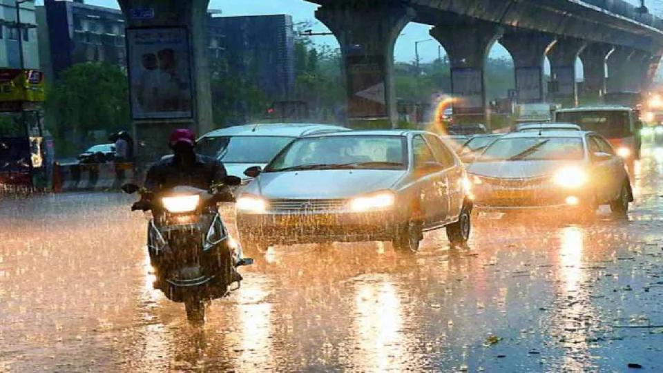 GHMC releases helpline numbers amid IMD Hyderabad heavy rainfall alert