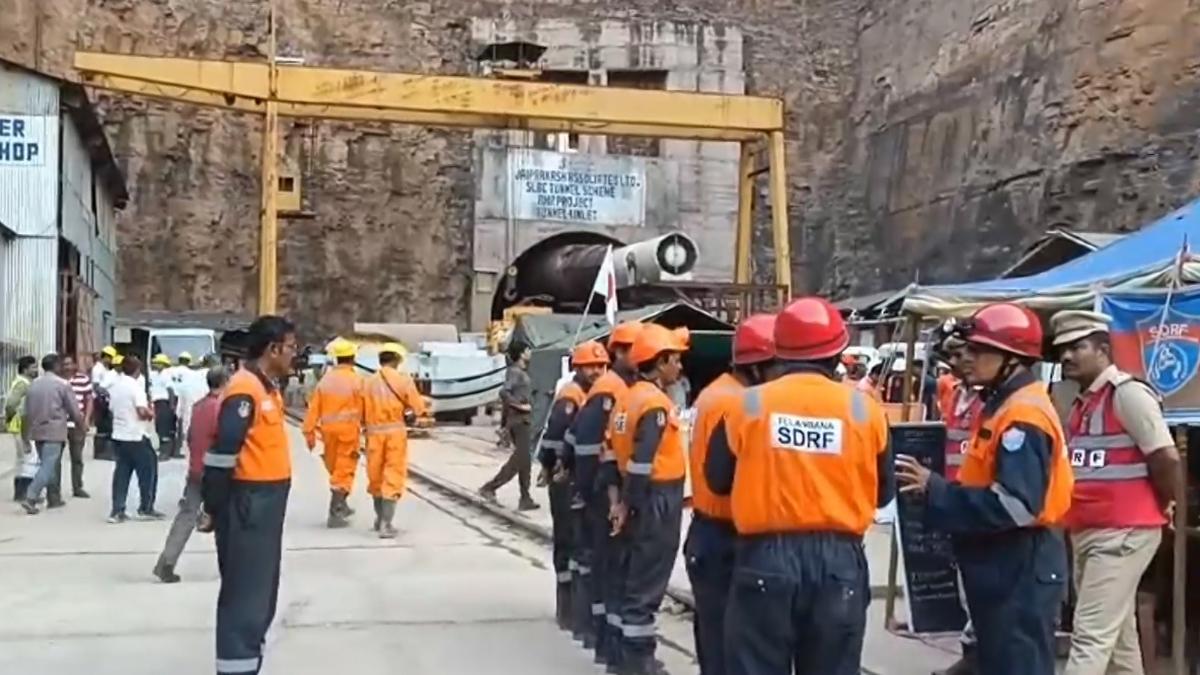 SLBC tunnel: High-powered vacuum pump being used to remove debris